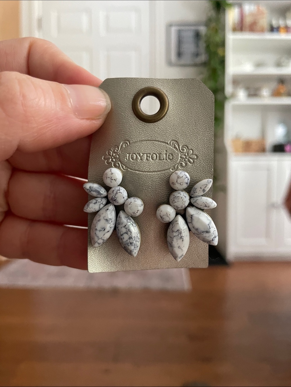 Joyfolie Marbled White Cluster Drop Earrings